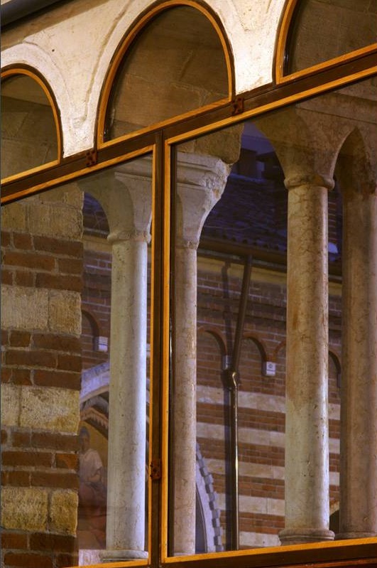 acciaio-cortenserramenti-afra-and-tobia-scarpa-palazzo-mercato-vecchio-4_project_big